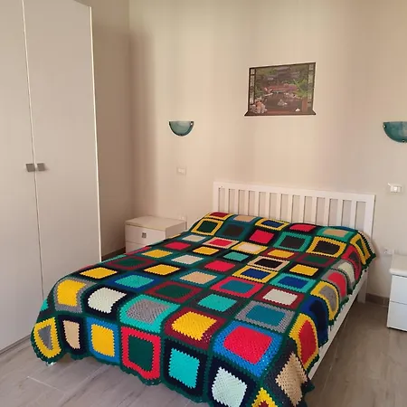 Maison Campidanese Santa-giusta Or,5 K M De La Plage Hébergement de vacances *